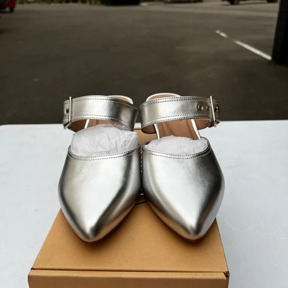 New Wydr US 7 Metallic Silver Ingrid Pointy Toe Kitten Heels - Picture 3 of 9